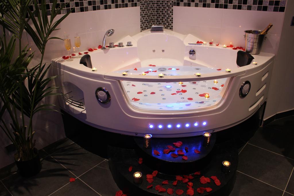 Le Love Spa Lyon Oda fotoğraf