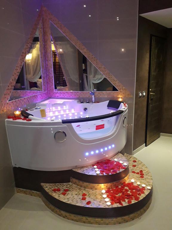 Le Love Spa Lyon Dış mekan fotoğraf