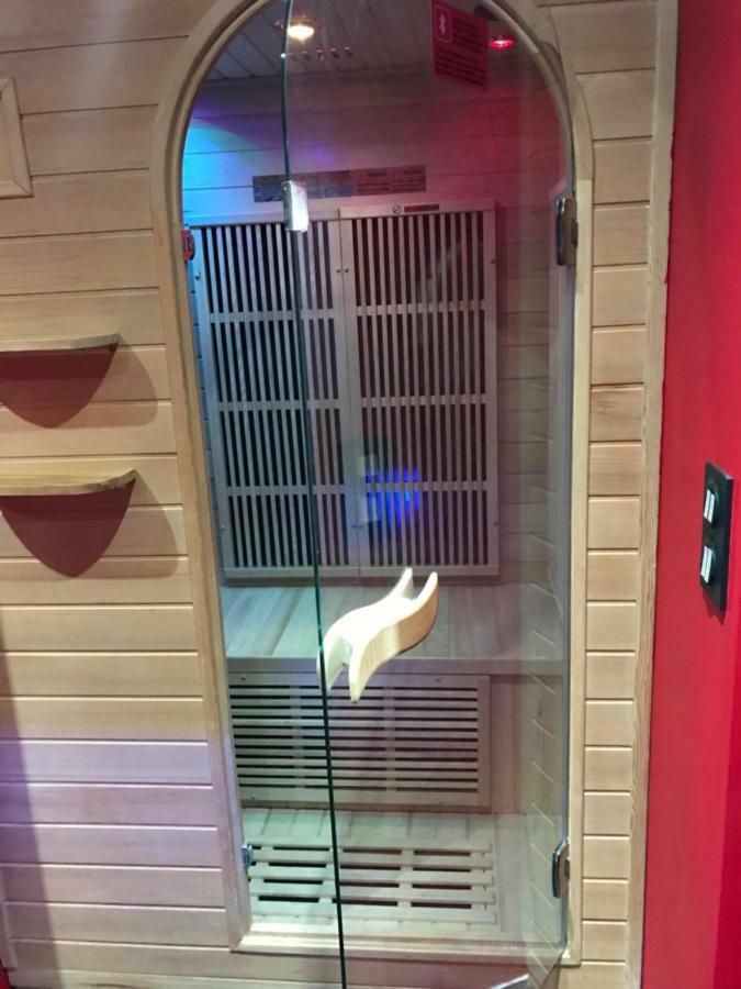 Le Love Spa Lyon Dış mekan fotoğraf